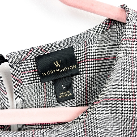 Worthington Houndstooth Plaid Black White & Pink Blouse - Picture 2 of 10